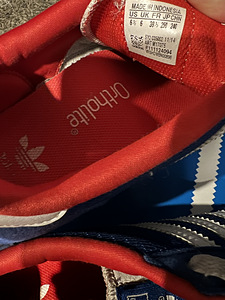 Кроссовки Adidas 39 (3 фото из 3)