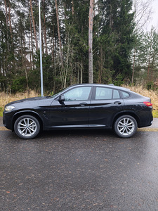 Продам BMW X4. 30I , X DRIVE , 2022 (2 фото из 12)