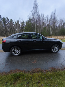 Продам BMW X4. 30I , X DRIVE , 2022 (5 фото из 12)
