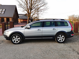 Volvo XC70 SUMMUM CROSS COUNTRY 2.4 D5 136kW, järelmaks! (8 foto / 15)