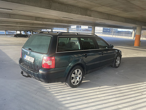 Volkswagen Passat 1.9TDI 96kw (4 foto / 15)
