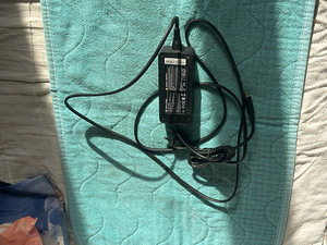 Xiaomi Mi-3 laadija (3 foto / 3)