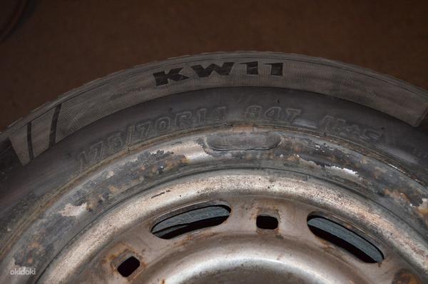 175/70 r14 4 колеса с шипованной резиной KUMHO wv golf 1995 (фото #4)