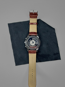 Omega Speedmaster Professional (4 foto / 4)