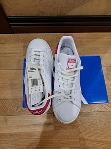 Uued Adidas Sneakers (2 foto / 3)