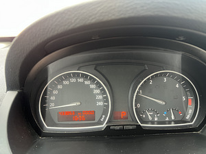 BMW X3 2008 2.0d (7 foto / 12)