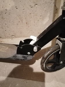 Scooter 200 (2 фото из 4)