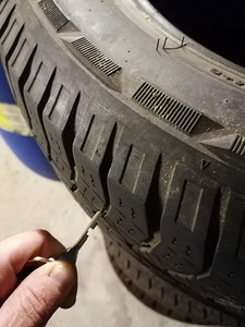 235/65 R17 M+S GOODRIDE RADIAL SL369 (5 foto / 5)