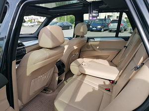 BMW X5 xDrive (6 foto / 14)