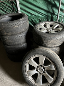 Toyota Land Cruiser 150 (1 foto / 5)