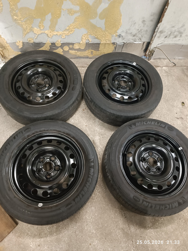205/55/16 veljed koos rehvega