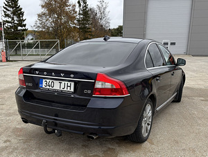 Volvo S80 (4 foto / 13)