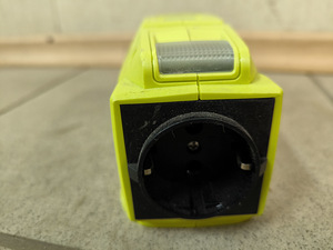 Ryobi 18v inverter (2 foto / 3)