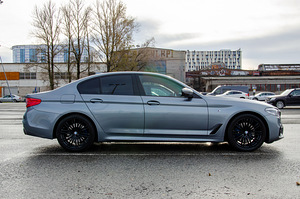 BMW 530 M-Sport Xdrive 3.0D (4 foto / 15)