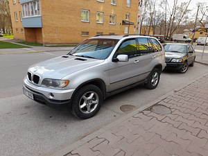 BMW X5. 3.0TDI.135KW. ÜV04.23 (2 foto / 9)