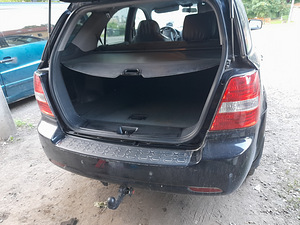 Kia Sorento 2008. 2.5TDI ÜV 03.23 (9 foto / 10)