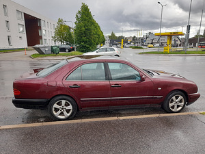 Mbenz 1999. 2.5D. 5 käiku. ÜV11.23 (3 foto / 10)