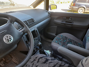 VW Sharan 2002a. 1.9TDI .ÜV.10.23 (5 foto / 8)