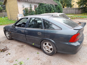 Opel Vectra 2.0bens Automaat. (2 foto / 6)
