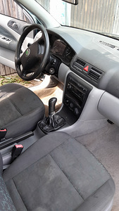 SKODA OCTAVIA 1,9TDI. UV 07.25. (5 foto / 5)