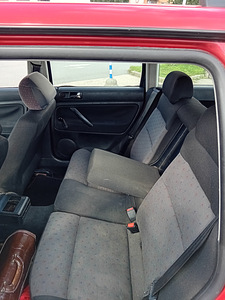 VW Passat 1.9TDI, 85 kw. UV 06.25 (5 foto / 7)