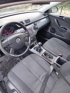 VW Passat 2006.2.0TDI ,MANUAL. UV. 08.25 (3 foto / 7)