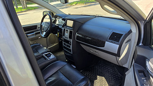 Chrysler Grand Voyager RT 2010 (5 foto / 14)