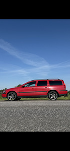 Volvo V70 2.4 diisel manuaal (2 foto / 8)