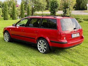 Volkswagen Passat 1.9 81kw (4 foto / 13)