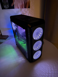 Ryzen 5600x / b450 / 3060TI / 32GB ddr4 / 512 m.2 / 650W (1 foto / 2)