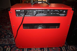 Гитарный усилитель Blackstar HT40 Red Edition ламповый усилитель (4 фото из 4)