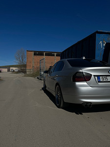 BMW E90 330XI (4 foto / 7)