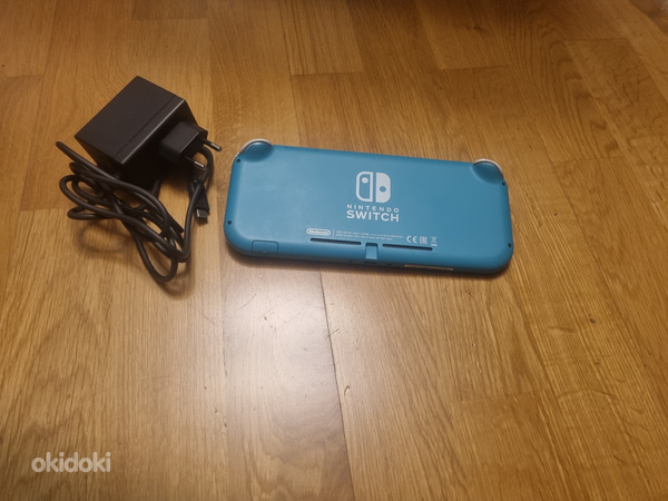 Nintendo Switch Lite (фото #2)