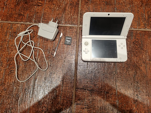 Nintendo 3DS XL Белый