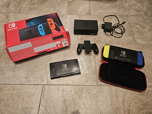 Nintendo Switch V1 Nintendo Switch V2 (2 foto / 2)