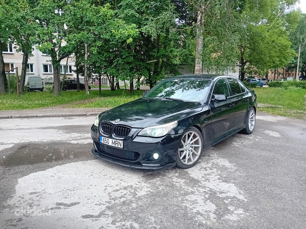 BMW e60 (фото #1)
