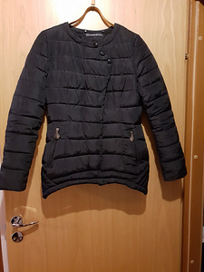 Зимняя куртка (2 фото из 3)