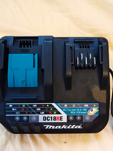 Makita Akulaadija DC18RE (1 foto / 2)