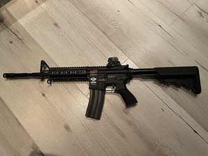 Elektropneumaatiline relv, CM16 RAIDER-L BLACK (G&G) (1 foto / 2)