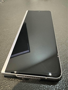 Samsung Fold3 256gb (6 foto / 6)