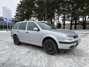 Volkswagen Golf 1.6 (6 foto / 10)