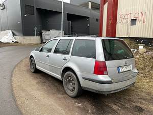 Volkswagen golf (5 foto / 7)