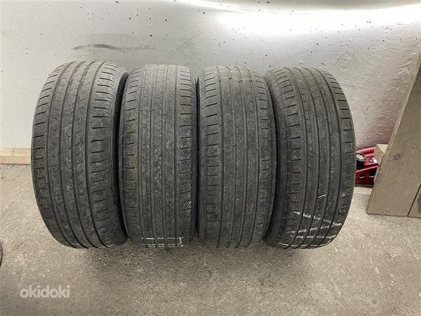 205/55R16 Vredestein