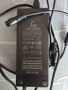 Kugoo Kirin M4 PRO (4 фото из 9)