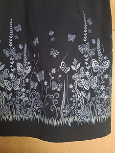 Красивое платье S/M (2 фото из 3)