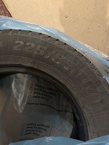 Roadx rehv 225/65R17 4-4,5mm
