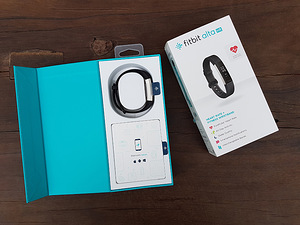 Fitbit Alta HR aktiivsusmonitor (3 foto / 5)