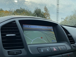 Opel Insignia Sports Tourer SW 2.0 CDTi 118kW 2012 (7 foto / 15)