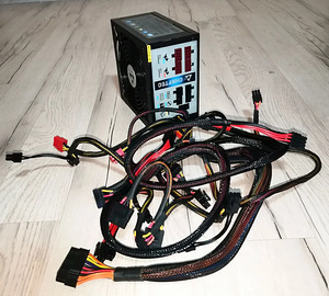 Chieftec 750W - Toiteplokk (2 foto / 3)