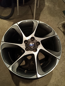Volvo veljed 18" (1 foto / 10)